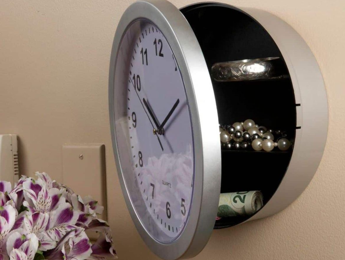 buy the best types of home wall clock at a cheap price